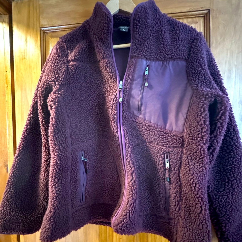 Eddie Bauer Fuzzy Fleece Zip Jacket Sweatshirt Eggplant Maroon, Women’s Medium